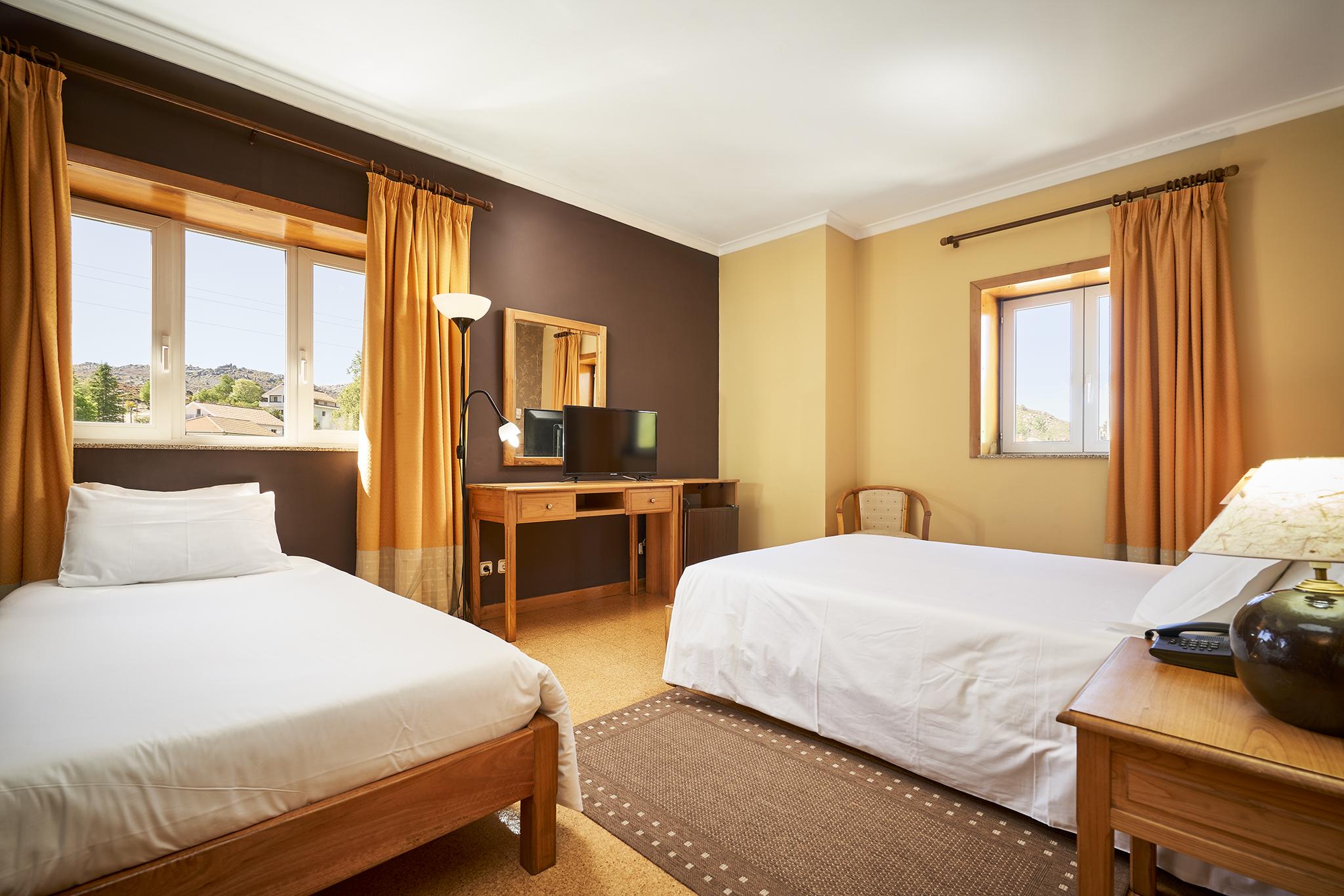 Hotel Castrum Villae By Walk Hotels Castro Laboreiro Exterior foto